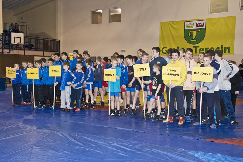 3 złote medale dla lokalnych zapaśników!