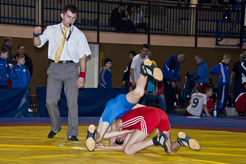 3 złote medale dla lokalnych zapaśników!