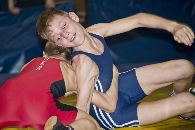 3 złote medale dla lokalnych zapaśników!