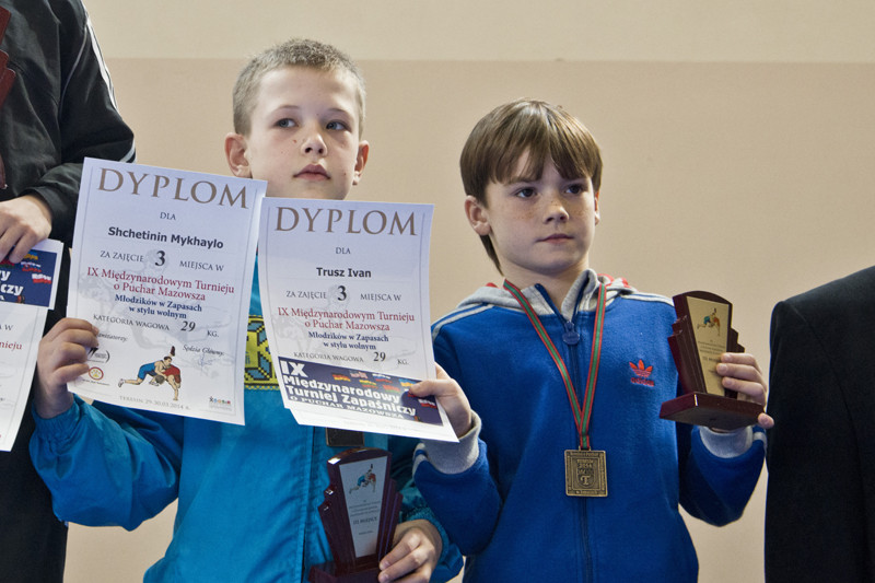 3 złote medale dla lokalnych zapaśników!