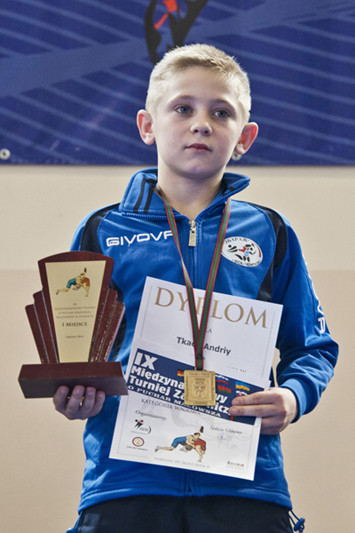 3 złote medale dla lokalnych zapaśników!