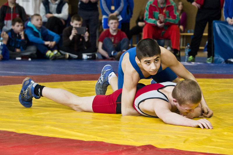 3 złote medale dla lokalnych zapaśników!