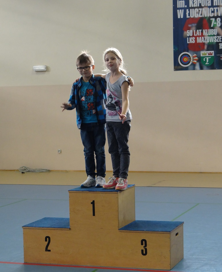 Teresińscy łucznicy ze srebrnym medalem