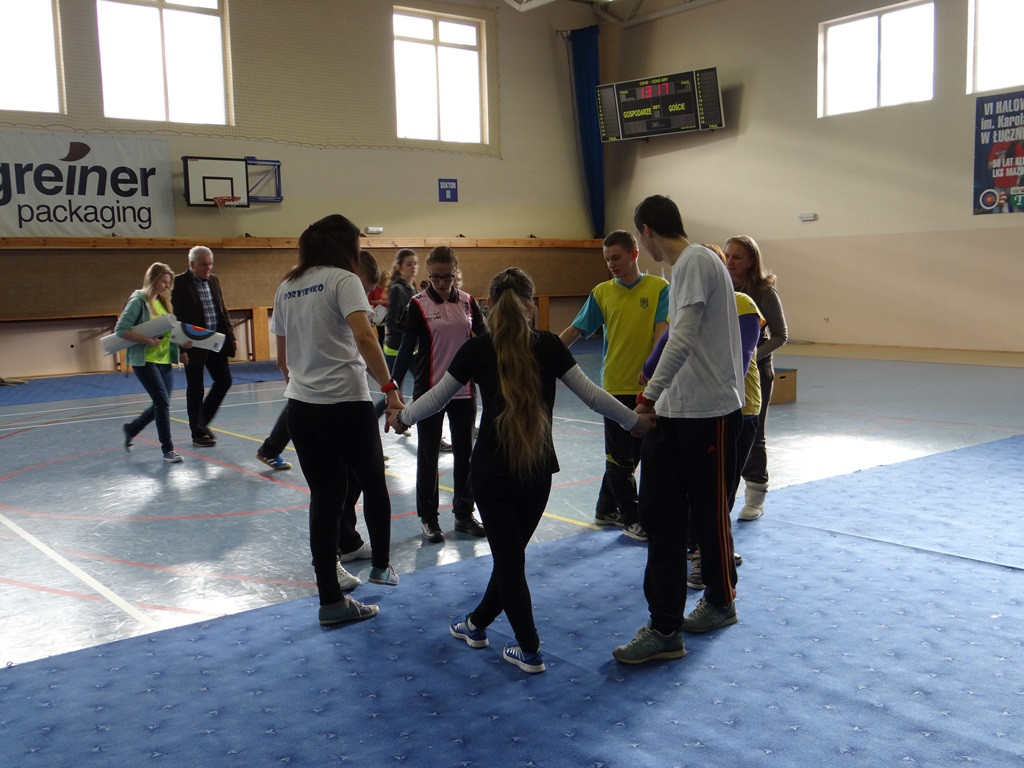 Teresińscy łucznicy ze srebrnym medalem