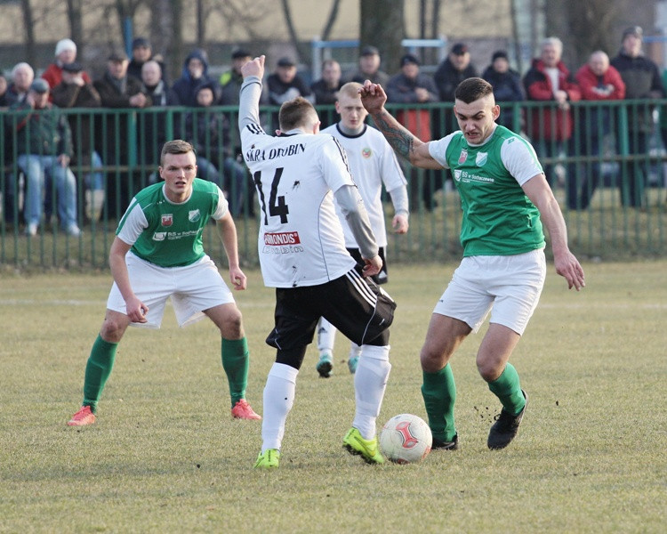 Bzura rozgromiła Skrę Drobin