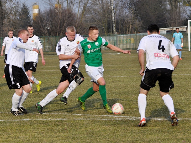 Bzura rozgromiła Skrę Drobin