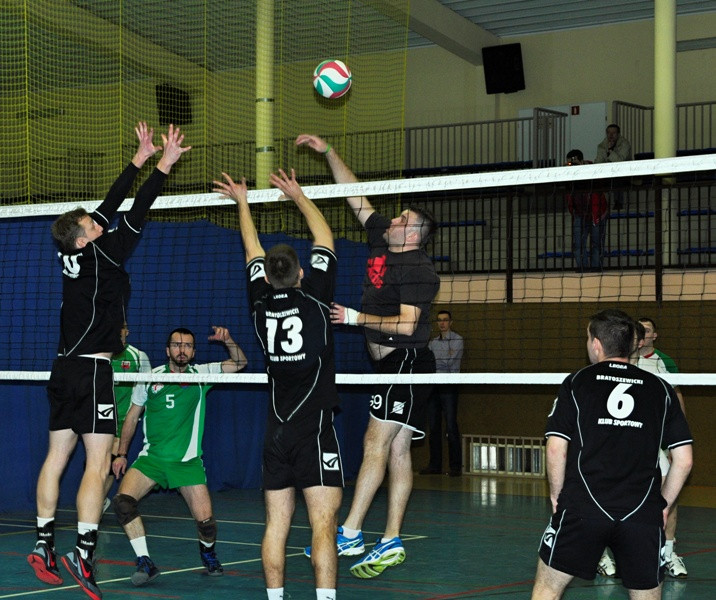 Volley Lelice z Pucharem Marszałka