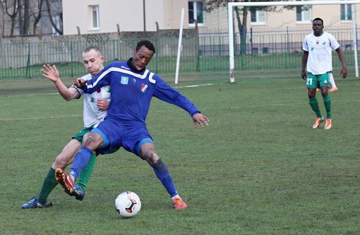 Bzura Chodaków remisuje z Mazovią Mińsk Mazowiecki i utrzymuje pozycję lidera