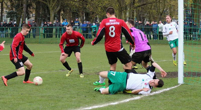 Bzura wygrywa z MKS Ciechanów