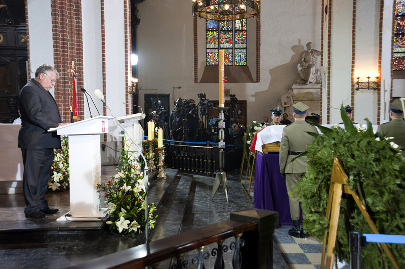 Pożegnanie Profesora w obiektywie sochaczewskiego fotografa