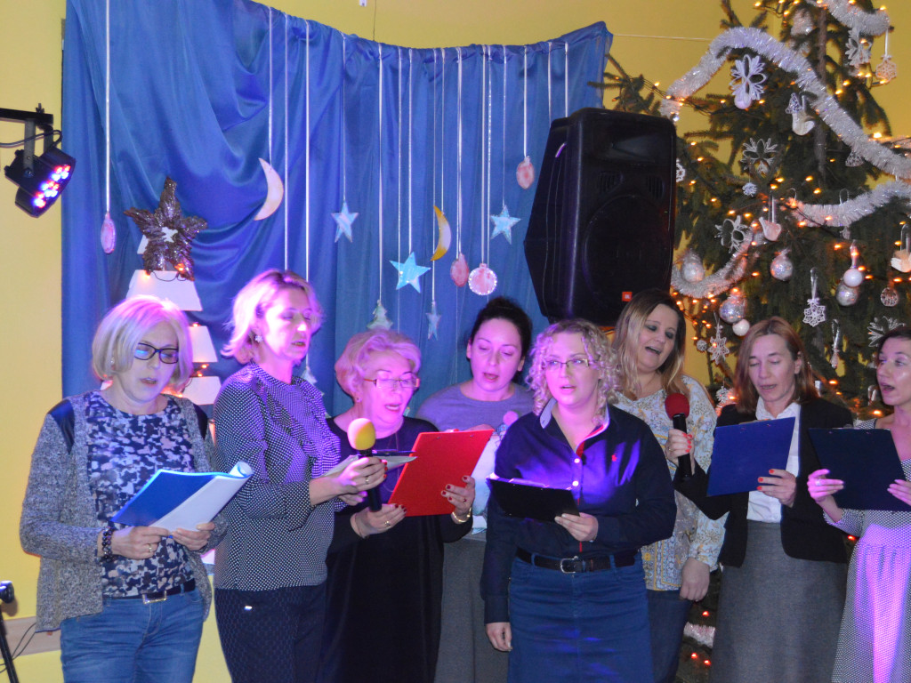 Kolędowanie w Środowiskowym Domu Samopomocy