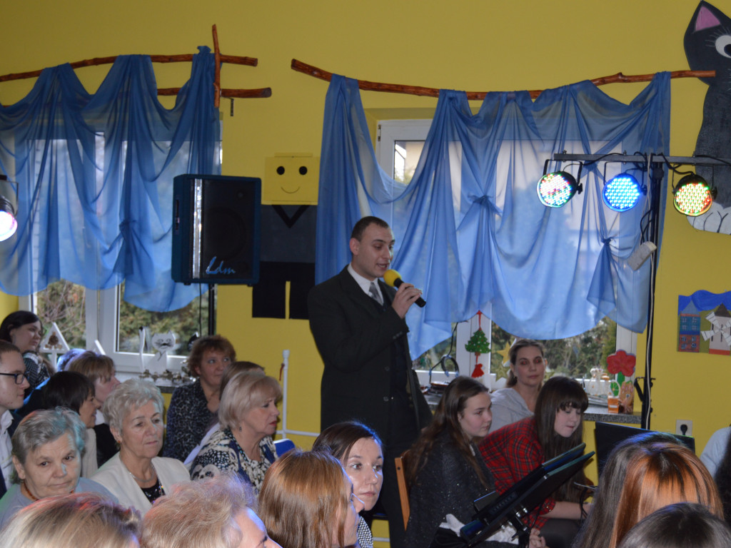 Kolędowanie w Środowiskowym Domu Samopomocy