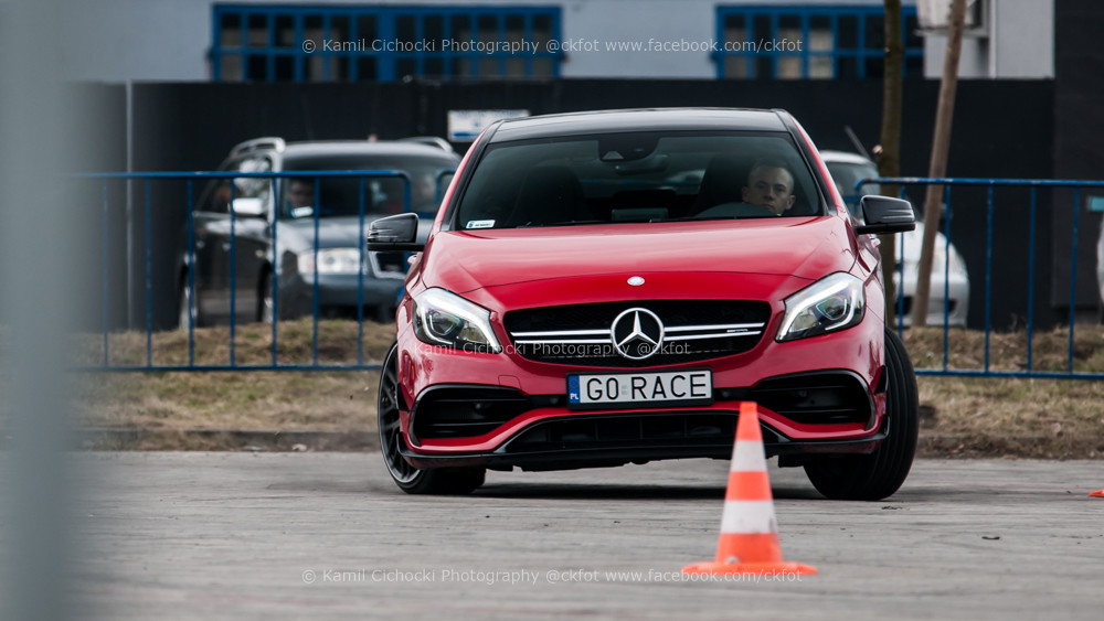 II Konkurs Zręczności Kierowców z okazji Dnia Kobiet