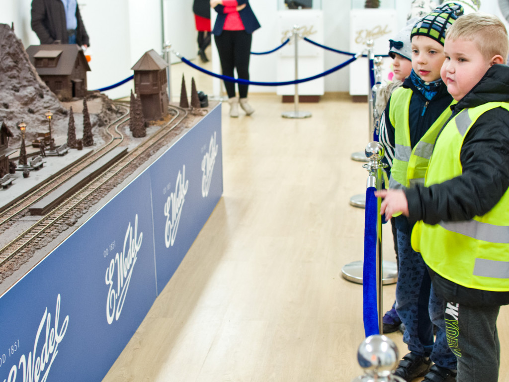 Czekoladowa makieta w sochaczewskim Muzeum Kolei Wąskotorowej - zdjęcia