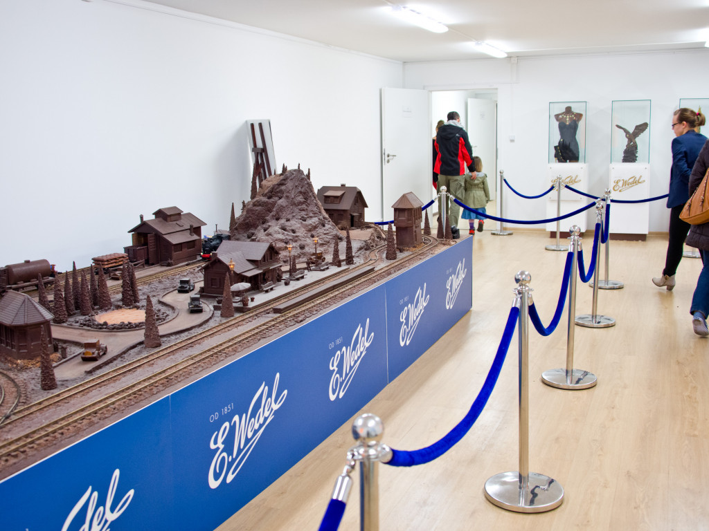 Czekoladowa makieta w sochaczewskim Muzeum Kolei Wąskotorowej - zdjęcia