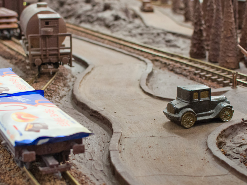 Czekoladowa makieta w sochaczewskim Muzeum Kolei Wąskotorowej - zdjęcia