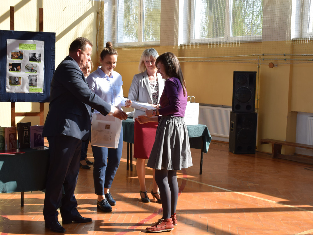 Zaklinanie, zaczytanie - czyli konkurs fotograficzny Biblioteki Pedagogicznej podsumowany