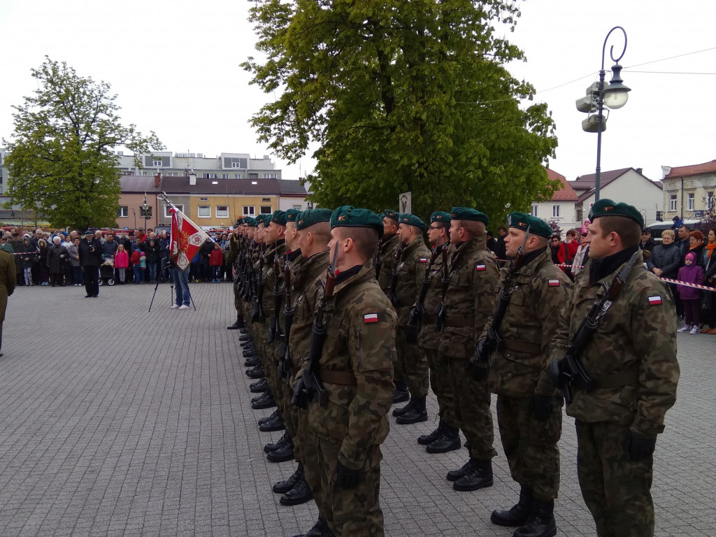 Obchody 226 rocznicy uchwalenia konstytucji 3 maja w Błoniu
