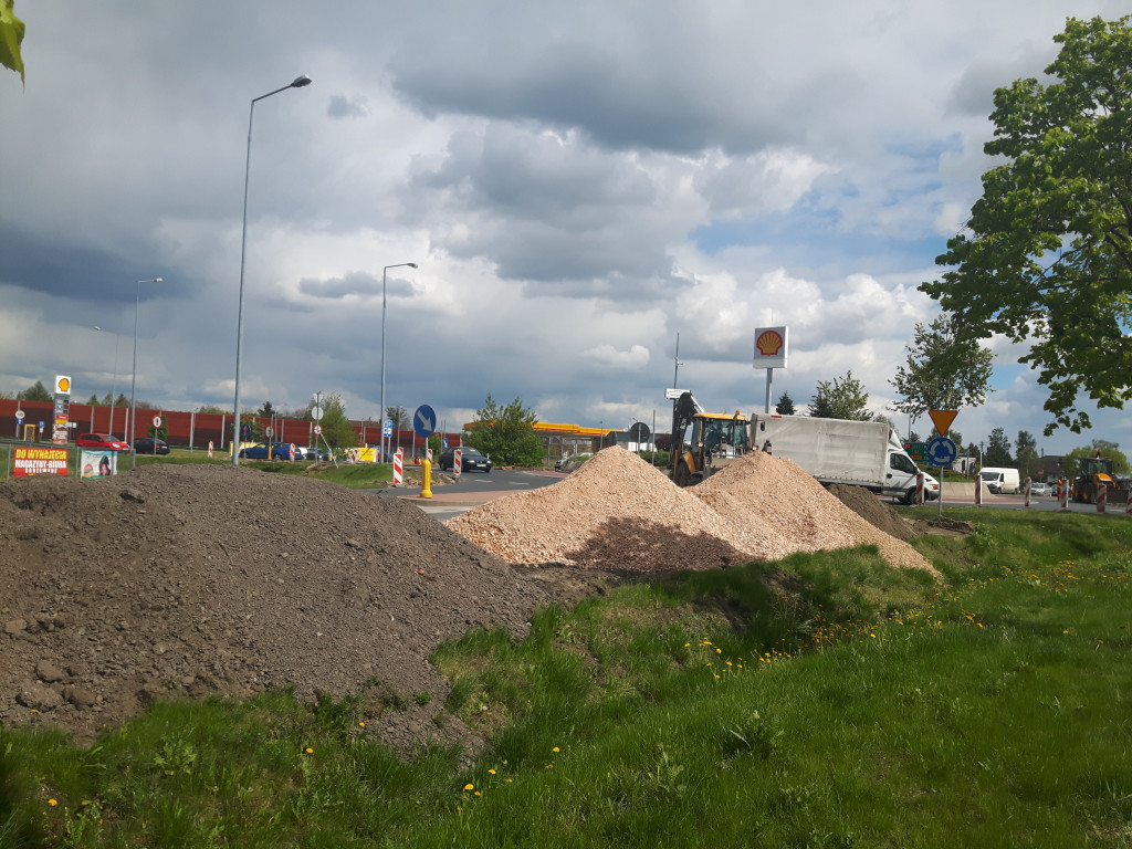 Utrudnienia na rondzie na obwodnicy Sochaczewa