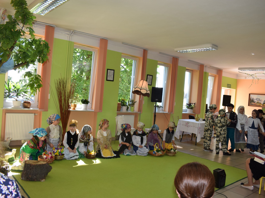Spotkanie przedszkolaków z seniorami w DDPS