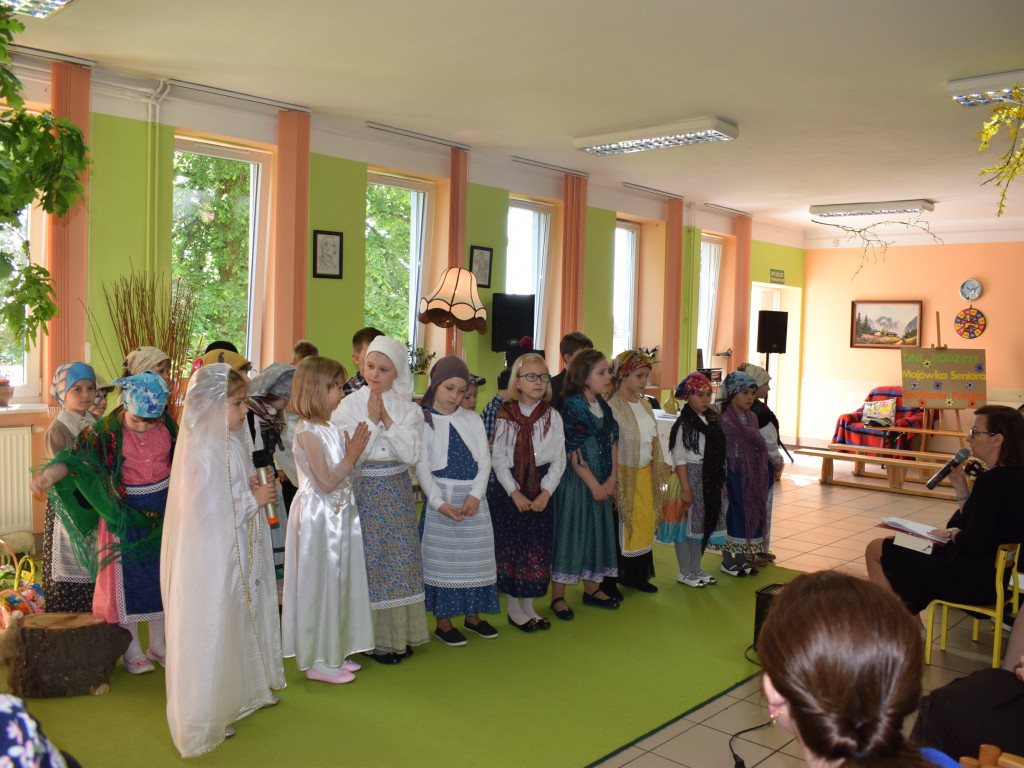 Spotkanie przedszkolaków z seniorami w DDPS
