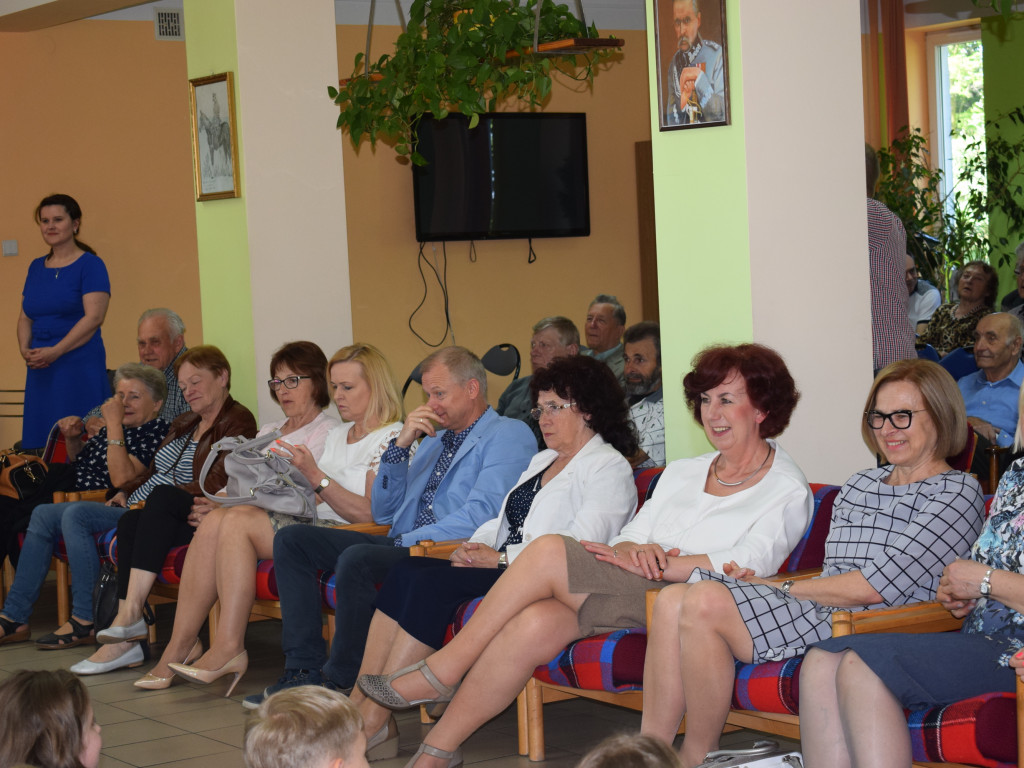 Spotkanie przedszkolaków z seniorami w DDPS