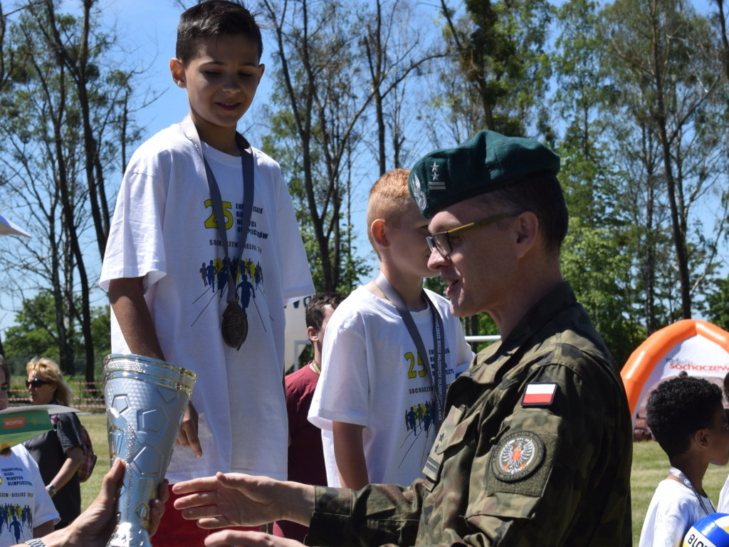 Olimpijskie bieganie w Bielicach [GALERIA ZDJĘĆ]