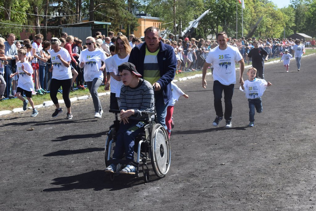 Olimpijskie bieganie w Bielicach [GALERIA ZDJĘĆ]