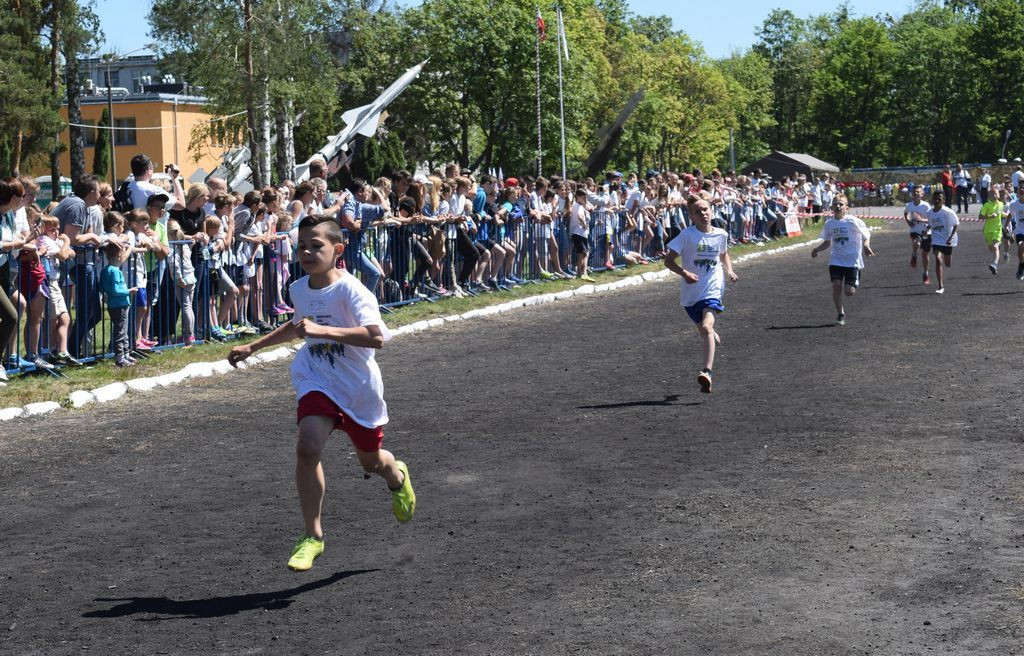 Olimpijskie bieganie w Bielicach [GALERIA ZDJĘĆ]