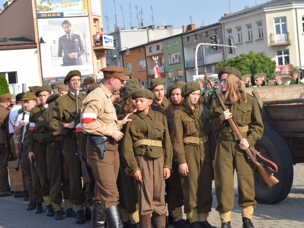 Uroczyste obchody 73. rocznicy wybuchu powstania warszawskiego w Sochaczewie