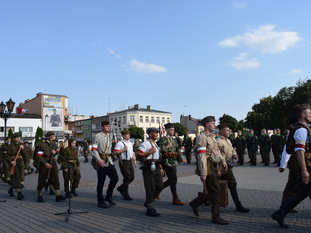 Uroczyste obchody 73. rocznicy wybuchu powstania warszawskiego w Sochaczewie