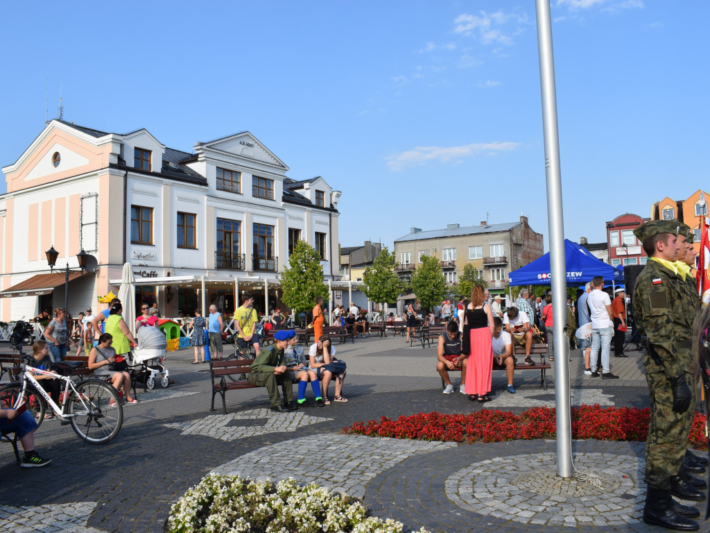 Uroczyste obchody 73. rocznicy wybuchu powstania warszawskiego w Sochaczewie