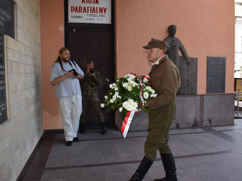Uroczyste obchody 73. rocznicy wybuchu powstania warszawskiego w Sochaczewie
