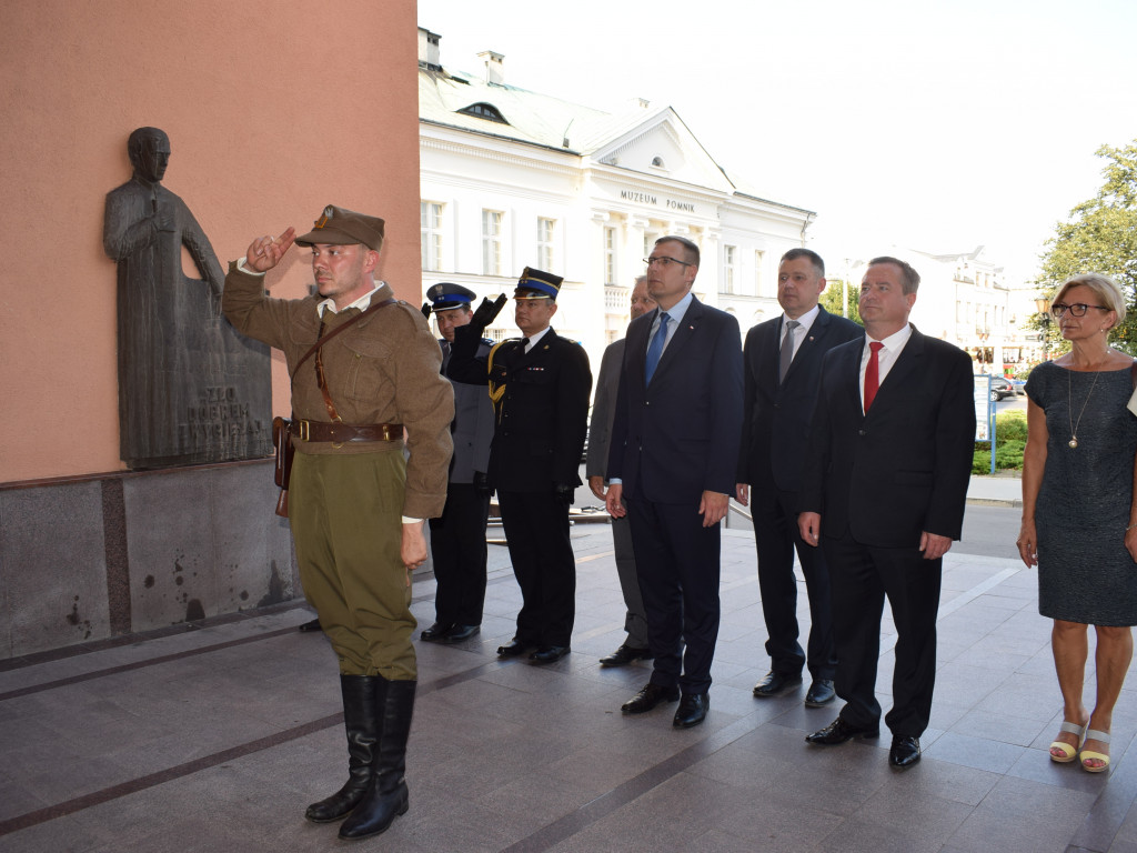 Uroczyste obchody 73. rocznicy wybuchu powstania warszawskiego w Sochaczewie