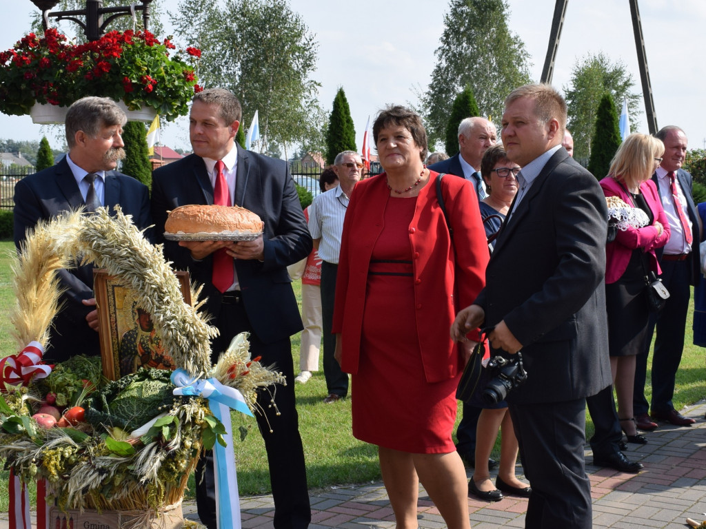 Dożynki powiatowe w Sochaczewie [RELACJA FOTO I AUDIO]