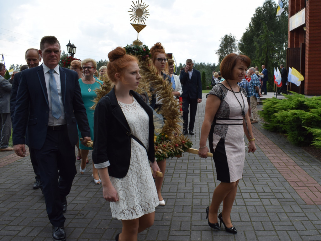 Dożynki powiatowe w Sochaczewie [RELACJA FOTO I AUDIO]