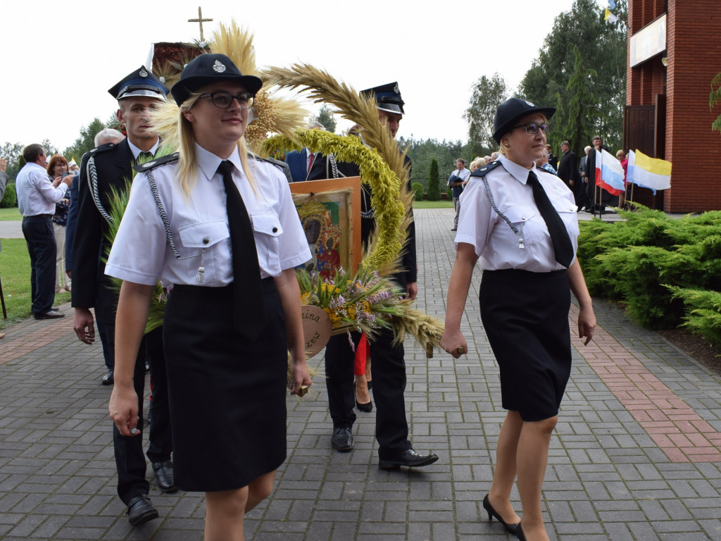 Dożynki powiatowe w Sochaczewie [RELACJA FOTO I AUDIO]