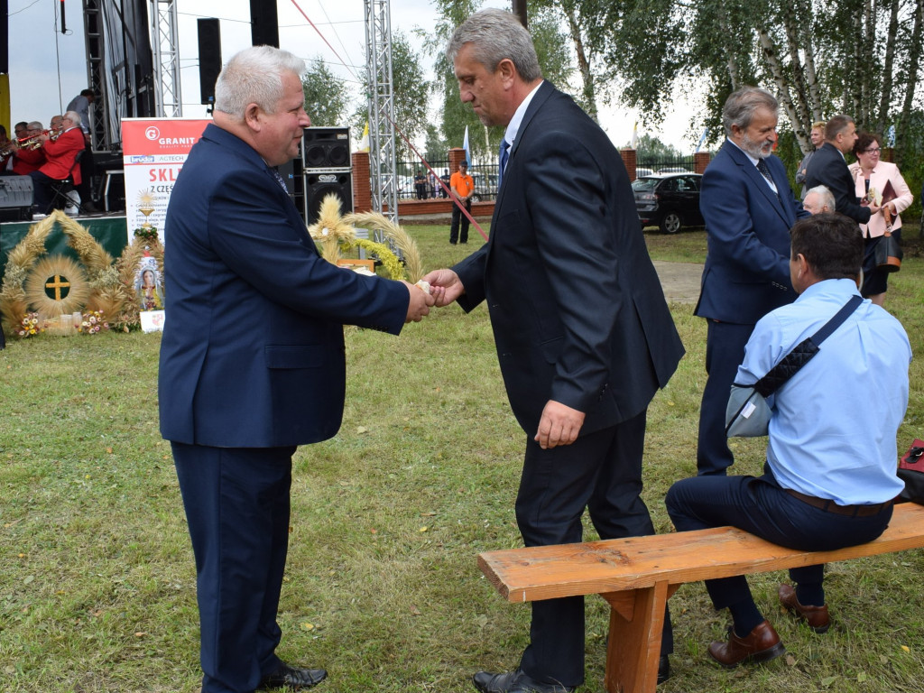 Dożynki powiatowe w Sochaczewie [RELACJA FOTO I AUDIO]