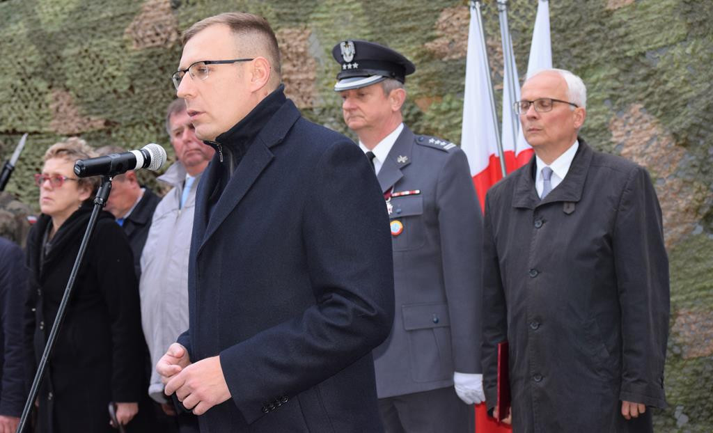 Uroczyste odsłonięcie muralu przy ul. Senatorskiej