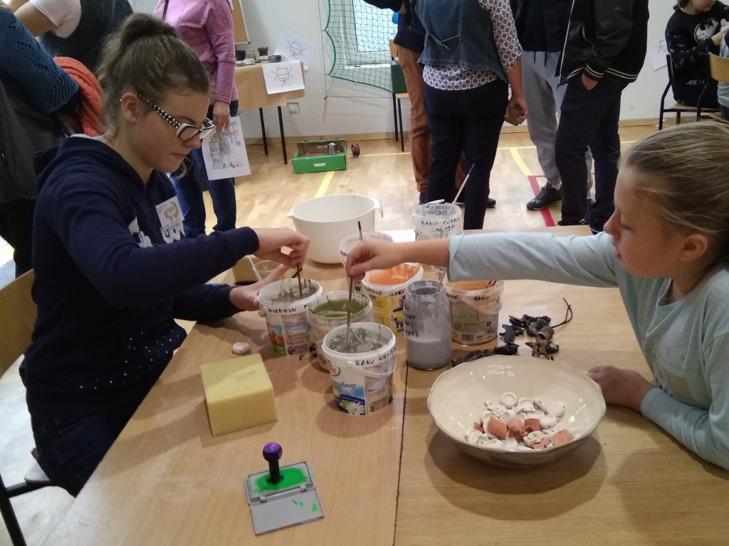 Festiwal Nauki Maksymiliada w SP nr 4 w Błoniu