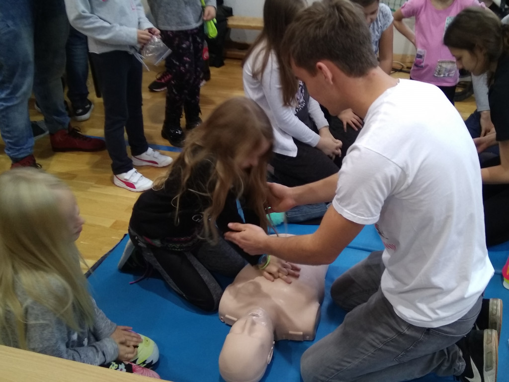 Festiwal Nauki Maksymiliada w SP nr 4 w Błoniu