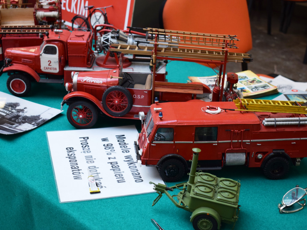 Wystawa strażackich modeli w kramnicach [GALERIA ZDJĘĆ]
