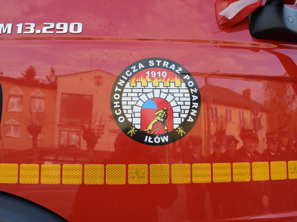 Strażacy z OSP w Iłowie mają nowy wóz bojowy