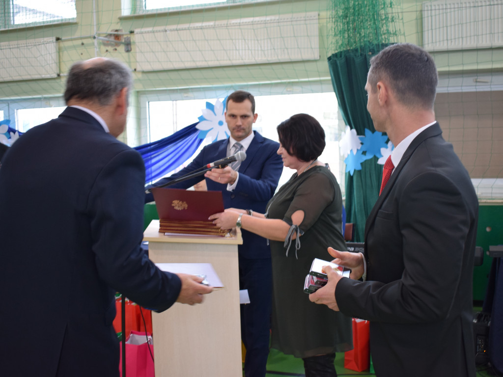 20 lecie nadania patrona szkole podstawowej w Rybnie