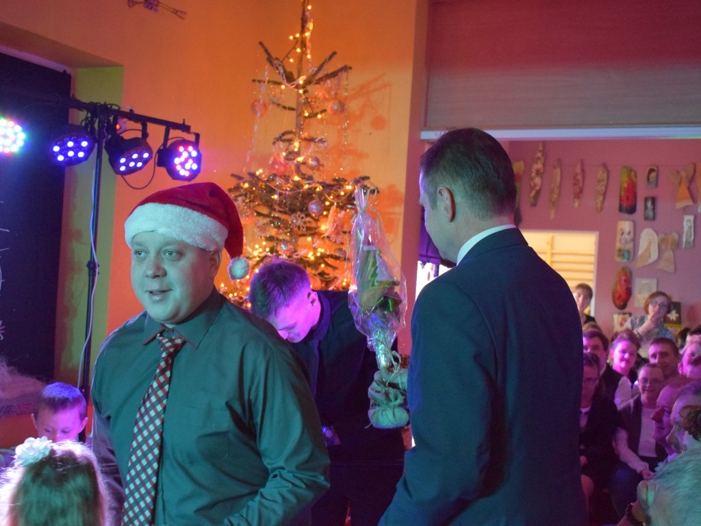 Wspólne kolędowanie w Środowiskowym Domu Samopomocy w Sochaczewie