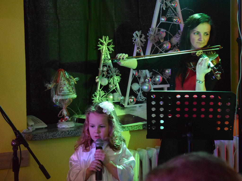 Wspólne kolędowanie w Środowiskowym Domu Samopomocy w Sochaczewie