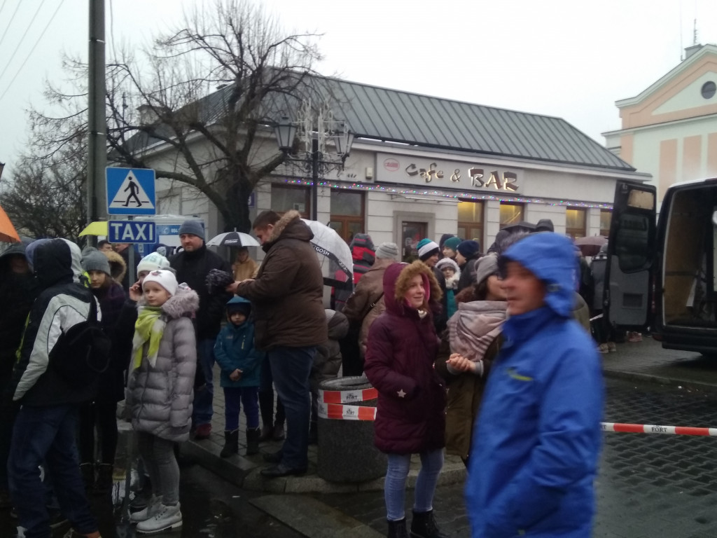 Świąteczna Ciężarówka Coca-Coli na pl. Kościuszki w Sochaczewie [WIDEO]