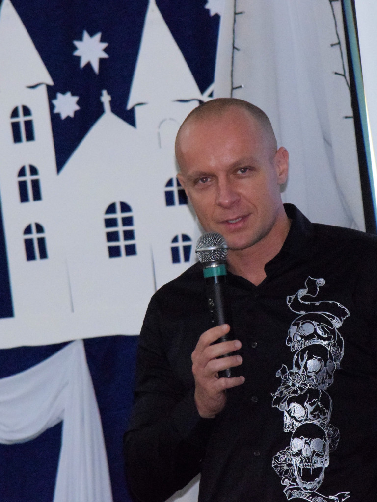 Sędzia piłkarski Szymon Marciniak odwiedził SP nr 7
