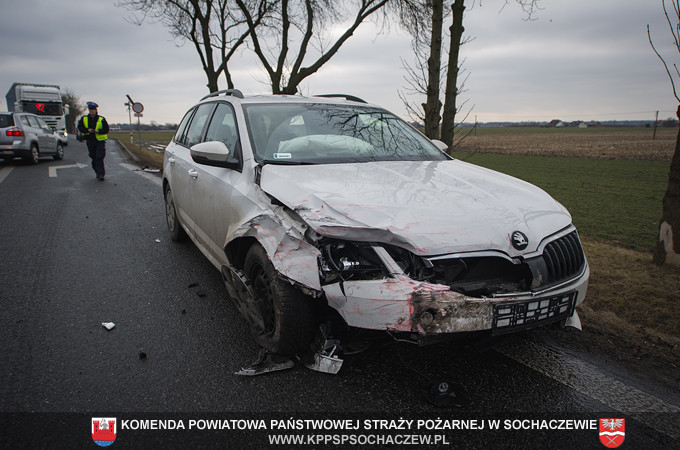 Wypadek drogowy Sochaczew-Wieś: relacja i zdjęcia straży pożarnej