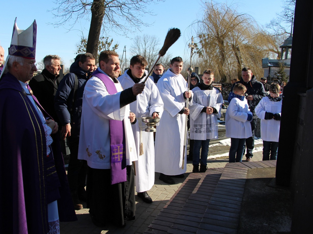 W hołdzie Władysławowi Ślewińskiemu w Mikołajewie